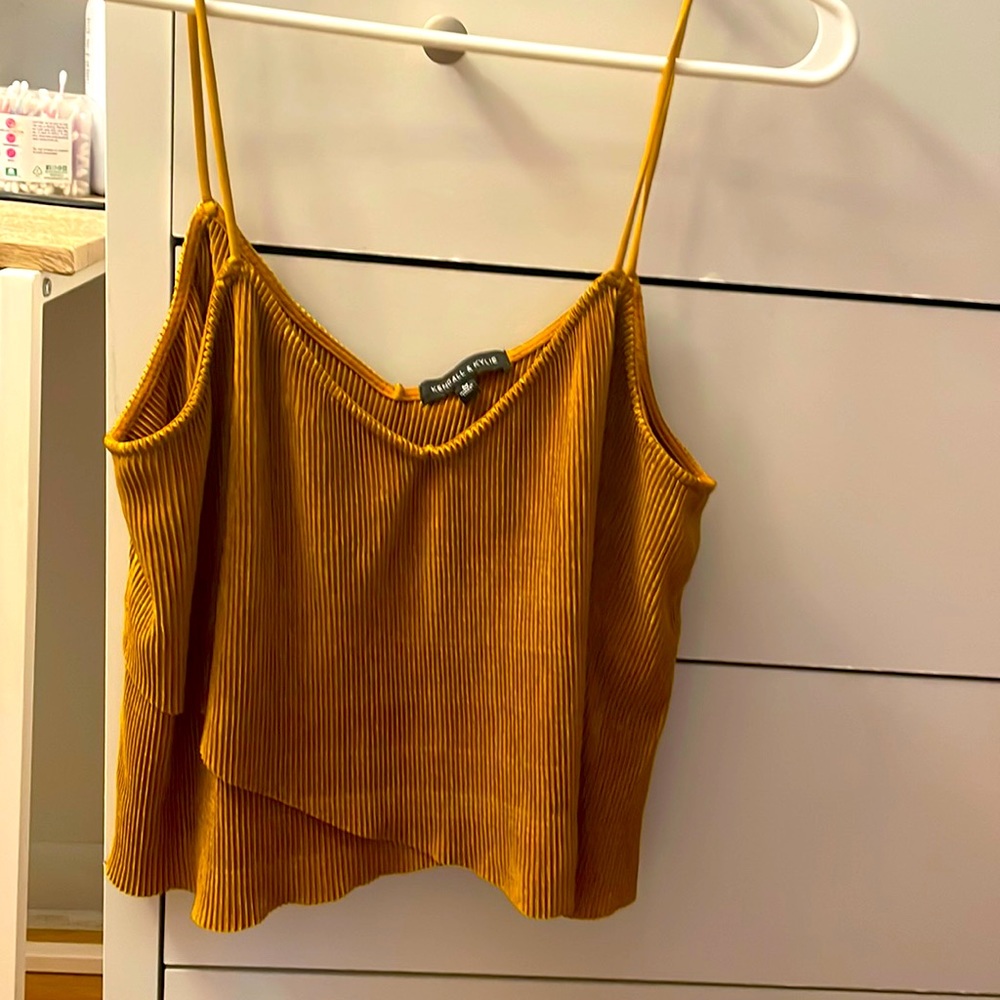 Kendal & Kylie clothing line - yellow tank